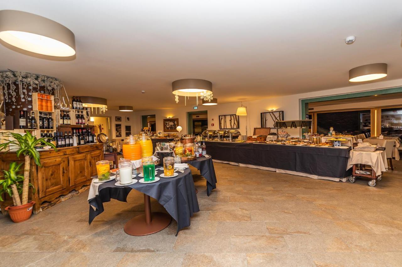Hotel White Angel 4*