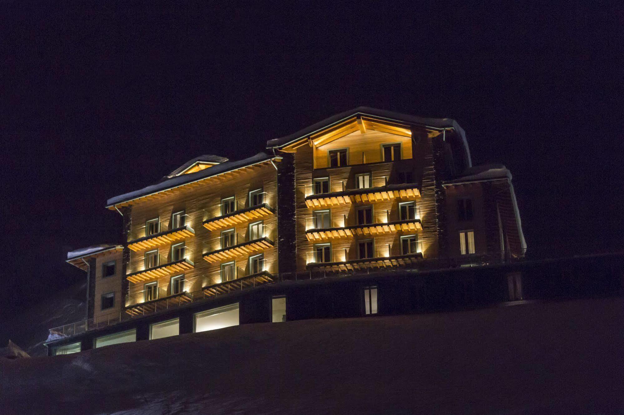 White Angel 4* Breuil-Cervinia