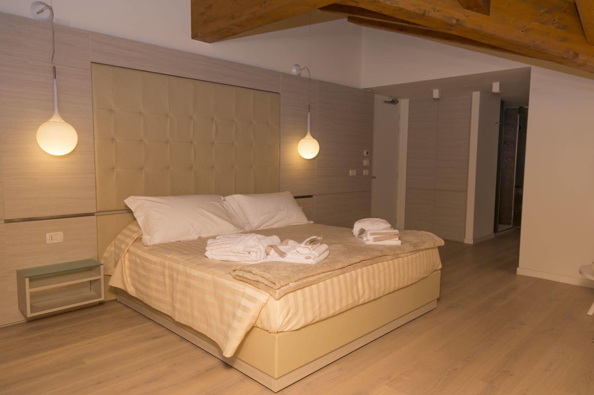 White Angel Hotel 4*